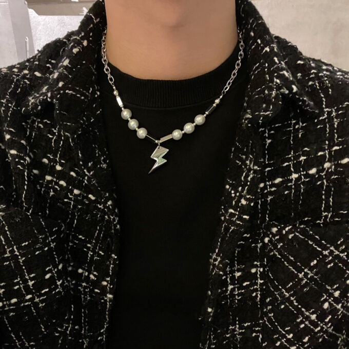 Pearl Stitching Lightning Pendant Necklace