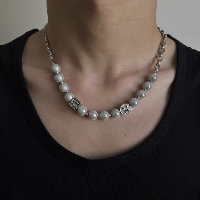 Pearl Stitching Clavicle Chain Necklace