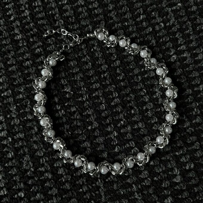 Titanium Steel Pearl Winding Clavicle Chain - Image 2